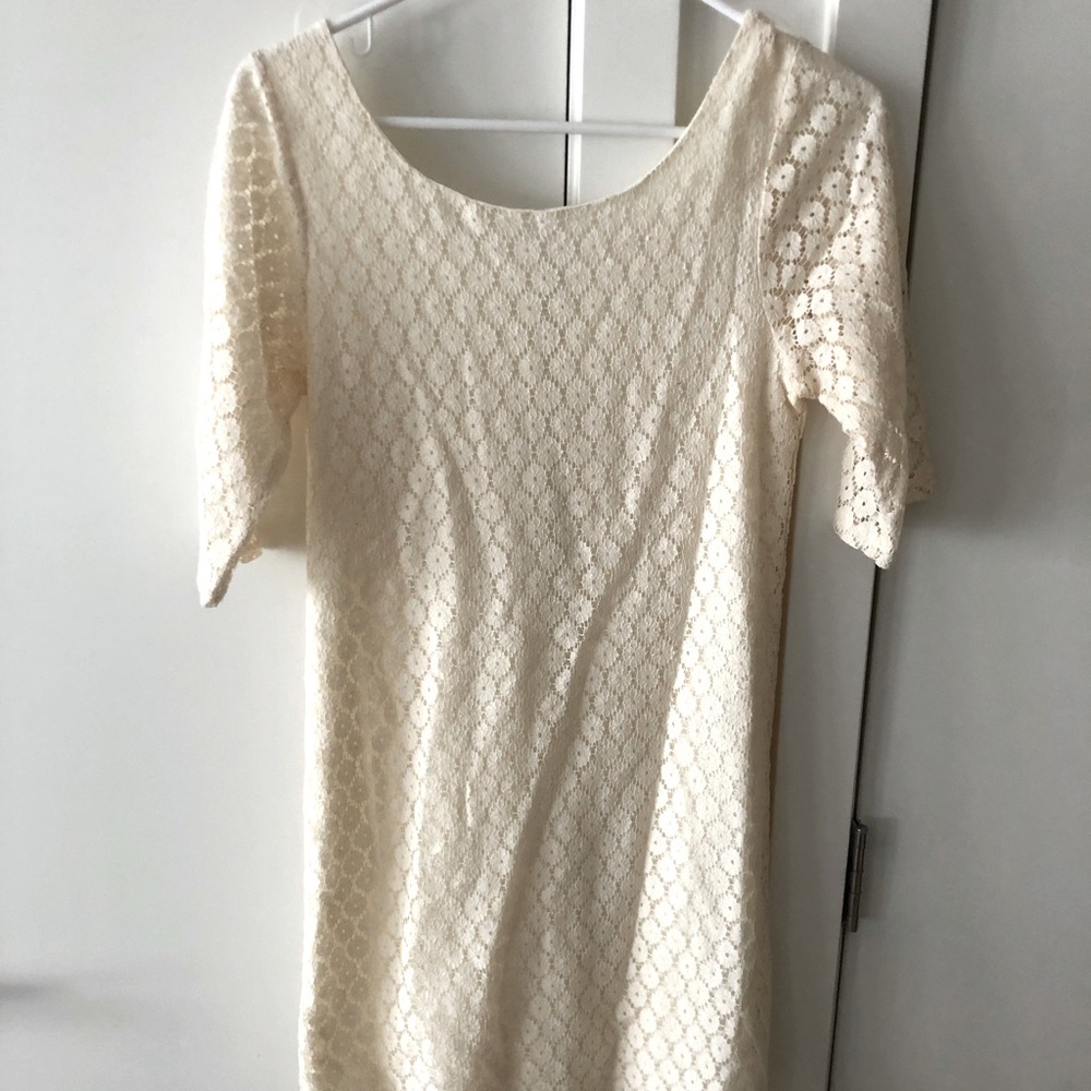 White lace dress
